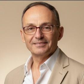 Carlos De la Puente Hakim