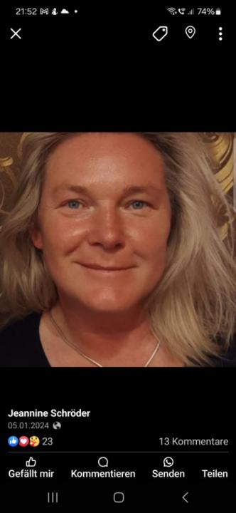 Jeannine Schröder