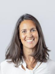 Dina Theresia Rahman