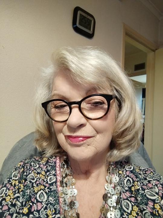 Carolyn Phoenix Warnett
