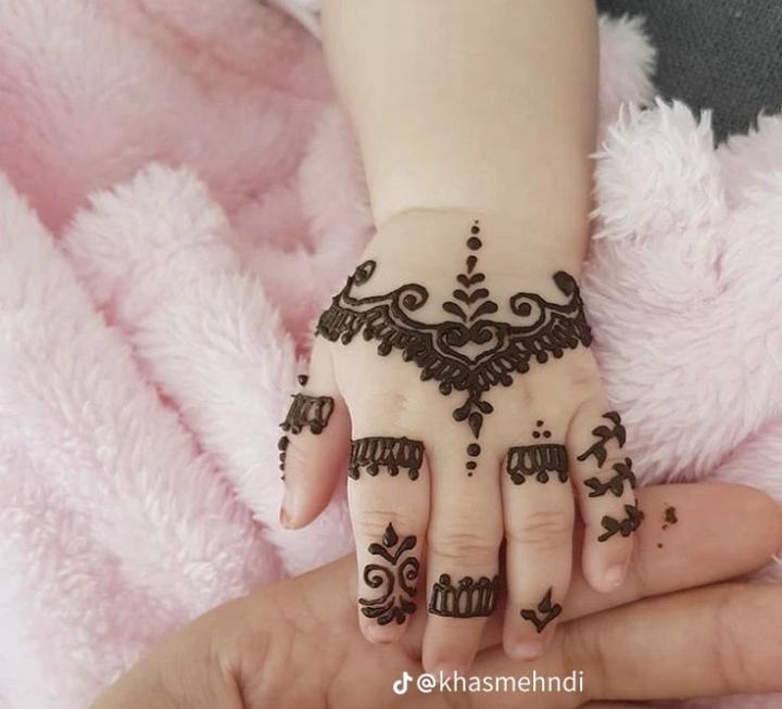 Mirha Noor