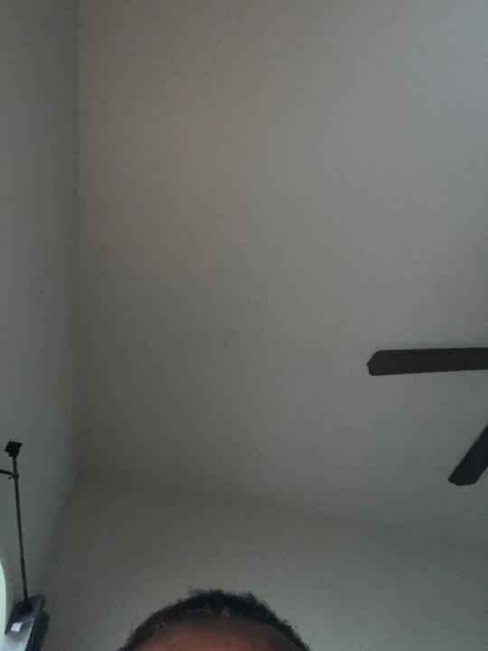 M M