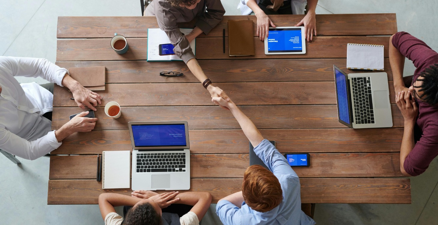 Mėnesio mastermind grupė.