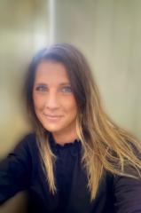 Yvette Lundström