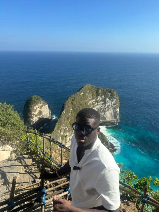 Service client Ibrahim OUE