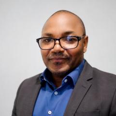Lolo Mthombeni