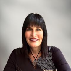 Wendy Komac