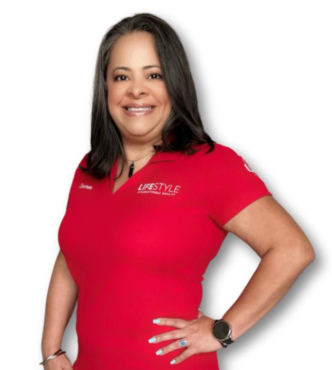 Carmen Romero