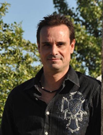 Mike Lewis