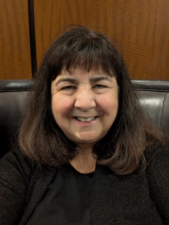 Lynne Ro