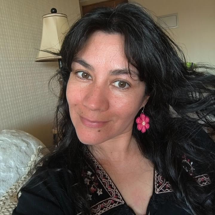 Lenna Ayala