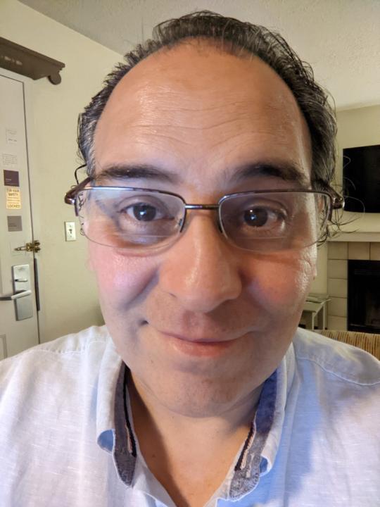 Luis Garza