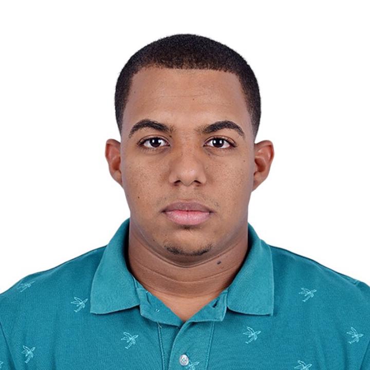 Carlos De León