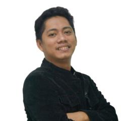 Calvin Klein Reyes